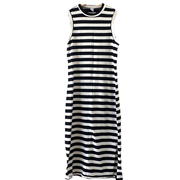Old Navy Dresses & Skirts - Old Navy Black and White Stripe Midi Dress SP